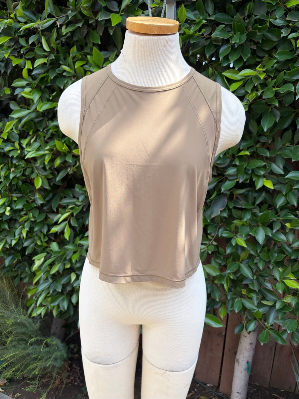 lululemon athletica Cropped Running Tank - Olive color - M
